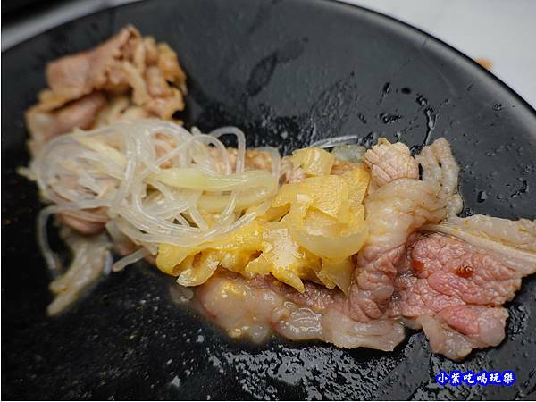 美國培根牛-連進酸菜白肉鍋吃到飽 (5).jpg