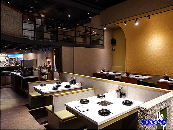 一樓用餐環境-連進酸菜白肉鍋吃到飽 (3).jpg