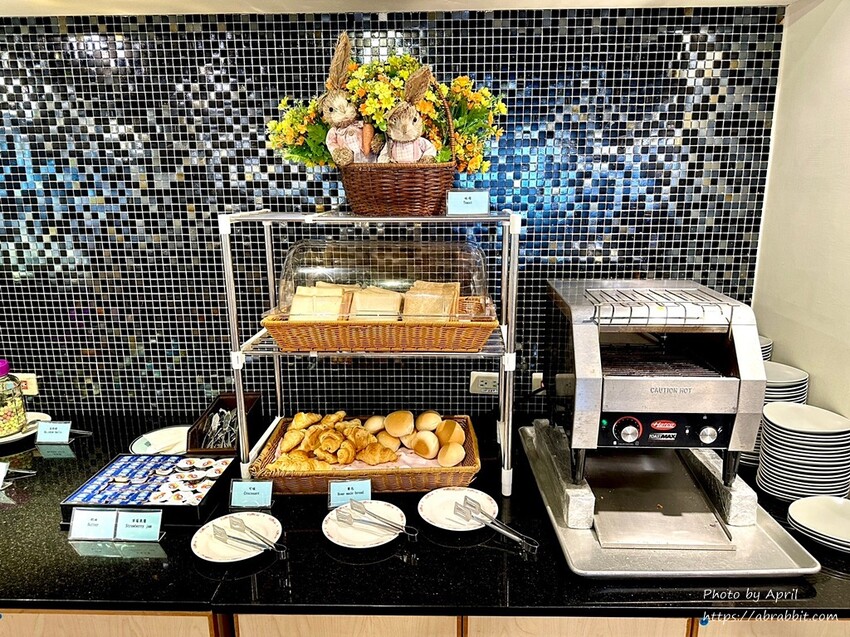 新北市萬里區福泰翡翠灣渡假飯店-走路就能到沙灘的親子飯店