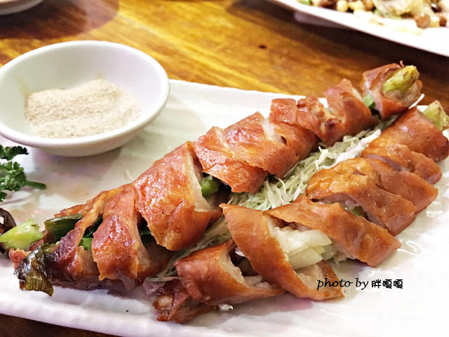 【台中 西區】自立商店)))不是雜貨店，那葫蘆裡賣的是什麼呢!?也是宵夜場+1