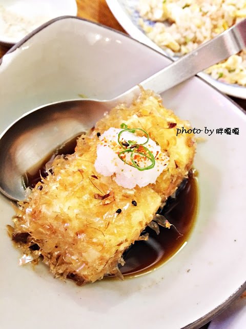 【台中 西區】自立商店)))不是雜貨店，那葫蘆裡賣的是什麼呢!?也是宵夜場+1