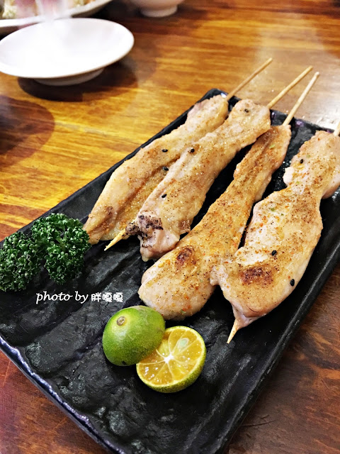 【台中 西區】自立商店)))不是雜貨店，那葫蘆裡賣的是什麼呢!?也是宵夜場+1