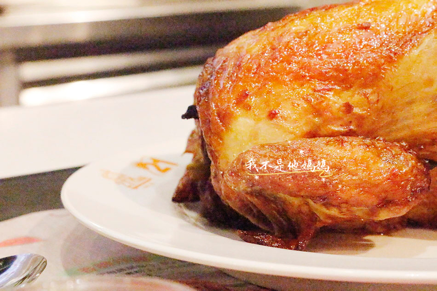 台北手扒雞,台北火車站美食,北車美食,北車平價美食,京站平價美食,京站高蛋白餐,京站美食街,台北車站美食街,台北烤雞,台北桶仔雞,台北美式餐廳