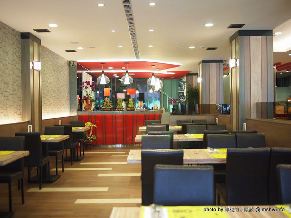 饗厚牛排(台中店)：【食記】價格昂貴,口感尚可,份量還算實在 @ 台中中區-饗厚牛排-Joyful Steak House-台中店