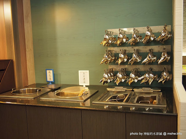 饗厚牛排(台中店)：【食記】價格昂貴,口感尚可,份量還算實在 @ 台中中區-饗厚牛排-Joyful Steak House-台中店