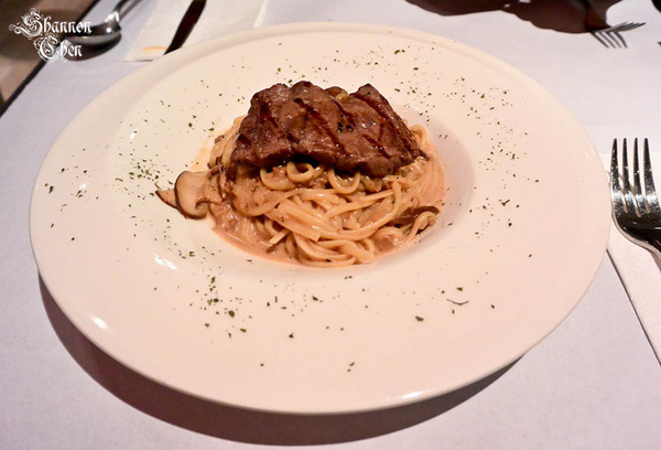 Mw時尚義法料理&酒品:*美食*Mw時尚義法料理&酒品*非常愉悅的生日享受 Mw時尚義法料理&酒品:*美食*Mw時尚義法料理&酒品*非常愉悅的生日享受