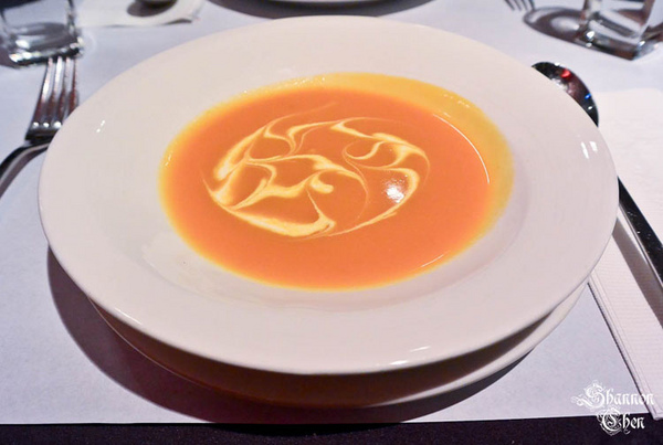 Mw時尚義法料理&酒品:*美食*Mw時尚義法料理&酒品*非常愉悅的生日享受 Mw時尚義法料理&酒品:*美食*Mw時尚義法料理&酒品*非常愉悅的生日享受