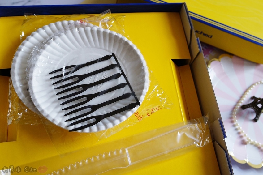 網購千層蛋糕推薦 粉嫩甜蜜不膩口!塔吉特蜂蜜彩虹千層3.JPG