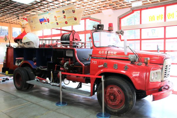 消防博物館:【新竹景點】新竹市消防博物館~COSPLAY角色扮演消防之花or打火弟兄/免費順遊景點/增進火災防救的基本常識