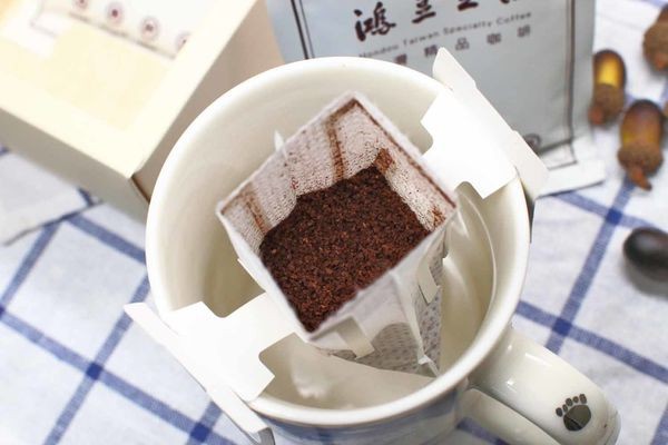 2018年的中秋節禮盒就是要特別一點-鴻豆咖啡100%台灣自產自銷農產品禮盒