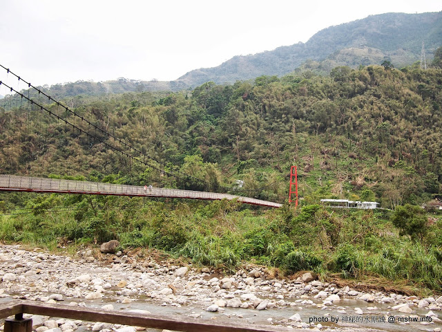  【食記】想吃好吃的冰嗎?得先跨越心理障礙= = 北台灣最長吊橋旁的小確幸! @ 新竹尖石 北角24法式冰淇淋專賣店
