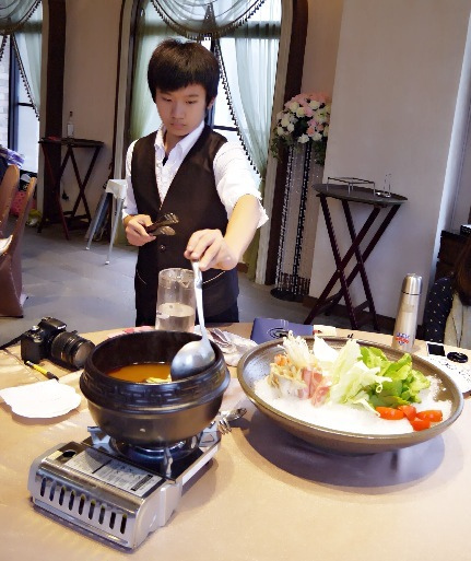 [桃園]饗悅花園會舘，無菜單料理~聖誕交換禮物趴