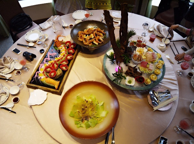 [桃園]饗悅花園會舘，無菜單料理~聖誕交換禮物趴