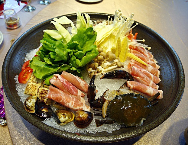 [桃園]饗悅花園會舘，無菜單料理~聖誕交換禮物趴