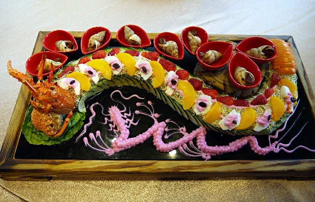 [桃園]饗悅花園會舘，無菜單料理~聖誕交換禮物趴