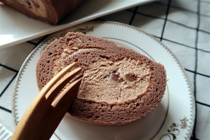 芙甜法式點心坊 巧克力栗子捲 細鳳果茶 泡芙 051.jpg 芙甜法式點心坊 巧克力栗子捲 細鳳果茶 泡芙 051.jpg