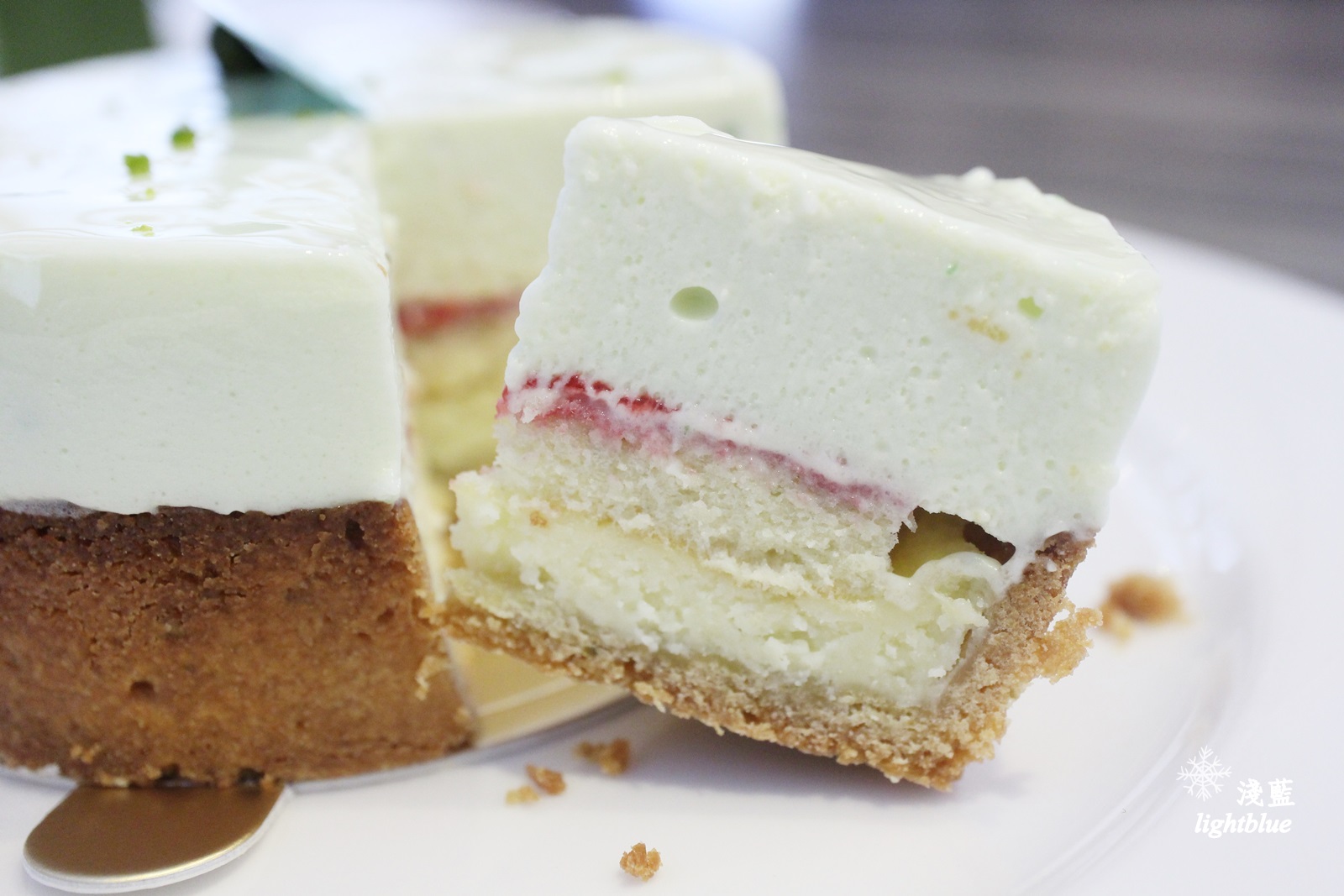 嘉義美食：淺藍 × 芙甜法式點心坊Fortune～老屋閣樓裡的甜點