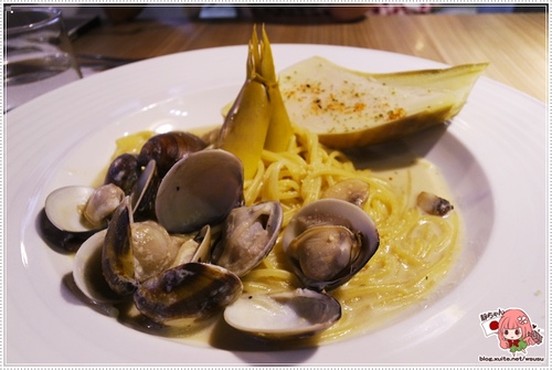 捷運信義安和站 ❤ 是熊 Café & Dining Bar ❤ 義大利麵‧鬆餅‧早午餐‧主廚季節創意料理。