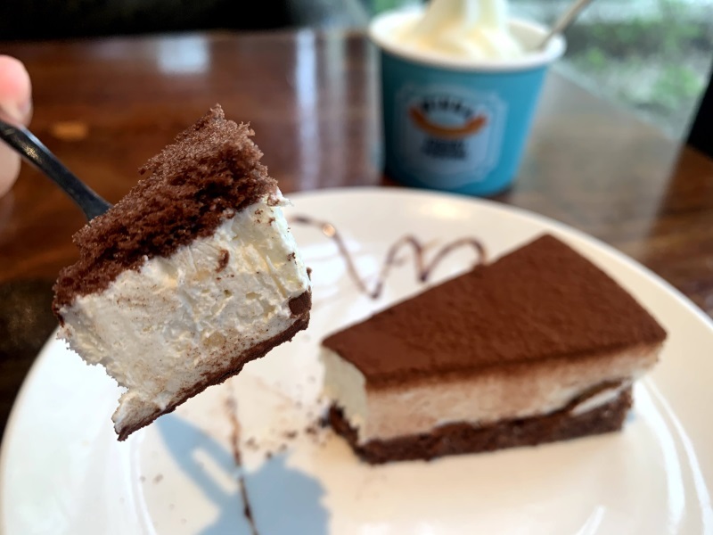 【桃園美食】墨尼尼義大利餐廳 桃園國際店 大份量餐點 氣氛佳適合家庭朋友聚餐 免費停車場 寵物友善餐廳（詳細菜單價目表、壽星優惠）