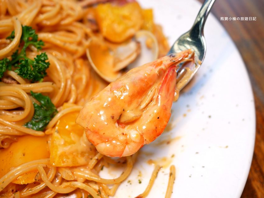 【桃園美食】墨尼尼義大利餐廳桃園國際店，家庭聚餐約會下午茶推薦餐廳，餐點品項多份量大！內文附詳細菜單。 @熊寶小榆の旅遊日記