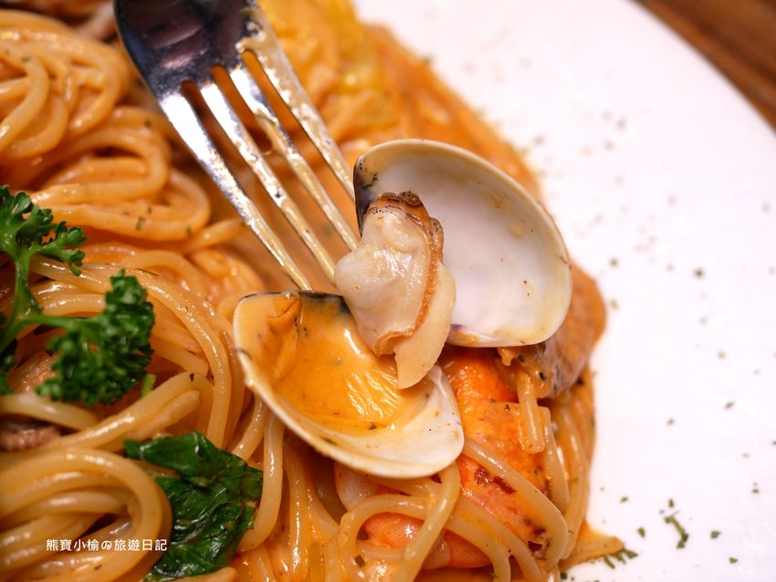 【桃園美食】墨尼尼義大利餐廳桃園國際店，家庭聚餐約會下午茶推薦餐廳，餐點品項多份量大！內文附詳細菜單。 @熊寶小榆の旅遊日記