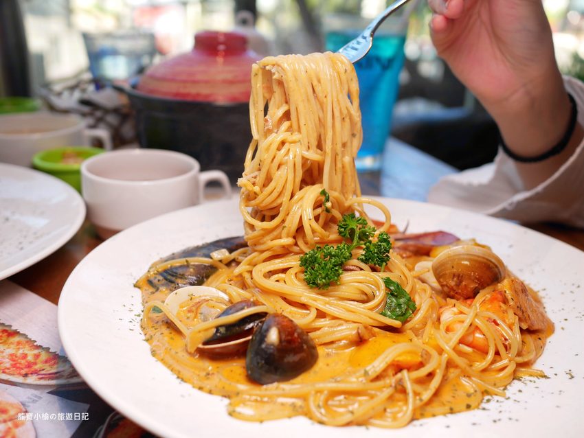 【桃園美食】墨尼尼義大利餐廳桃園國際店，家庭聚餐約會下午茶推薦餐廳，餐點品項多份量大！內文附詳細菜單。 @熊寶小榆の旅遊日記