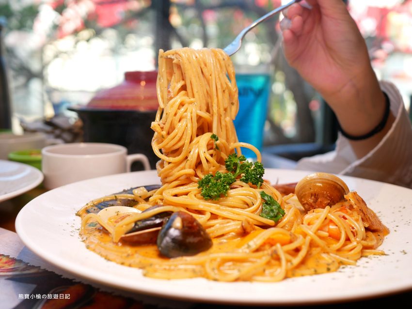 【桃園美食】墨尼尼義大利餐廳桃園國際店，家庭聚餐約會下午茶推薦餐廳，餐點品項多份量大！內文附詳細菜單。 @熊寶小榆の旅遊日記
