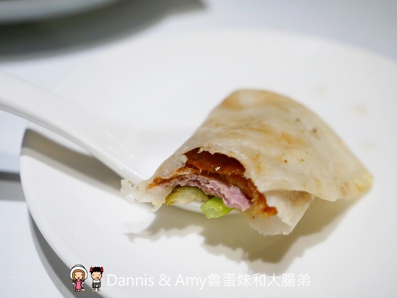 《新竹芙洛麗飯店餐廳》東方軒中式料理 。人氣火焰櫻桃鴨烤鴨還有桌邊服務。港點金魚餃超可愛︱菜色價位分享（影片）