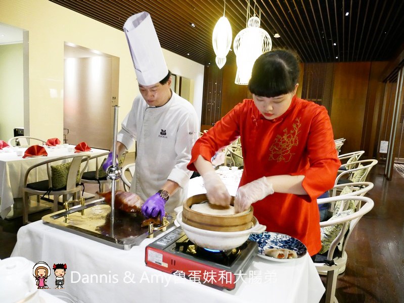《新竹芙洛麗飯店餐廳》東方軒中式料理 。人氣火焰櫻桃鴨烤鴨還有桌邊服務。港點金魚餃超可愛︱菜色價位分享（影片）