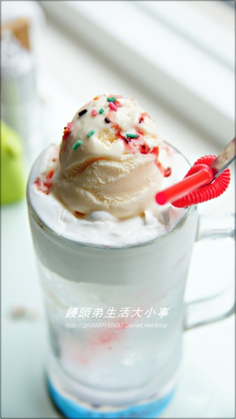 亨尼詩休閒茶館：【食記/新北市】亨尼詩休閒茶館（甜點篇）