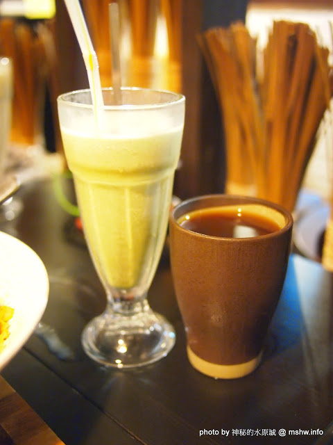 心 湯咖哩：【食記】台中Cocoro Soup Curry 心.湯咖哩@西區 : 來自札幌的咖哩新吃法, 雖然口感帶有些微粉感, 但沒想像中的糟!