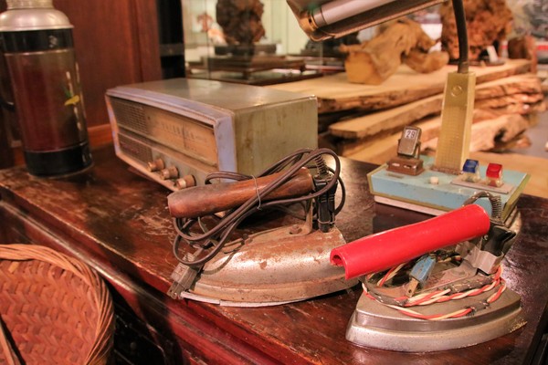 希諾奇台灣檜木博物館：【嘉義市景點】希諾奇台灣檜木博物館～庭園的勇士Ｆｕｚｕ和公主Ｔｅｏｆｓｉ‘ｉａ的幸褔鍾情場景浪漫又好拍