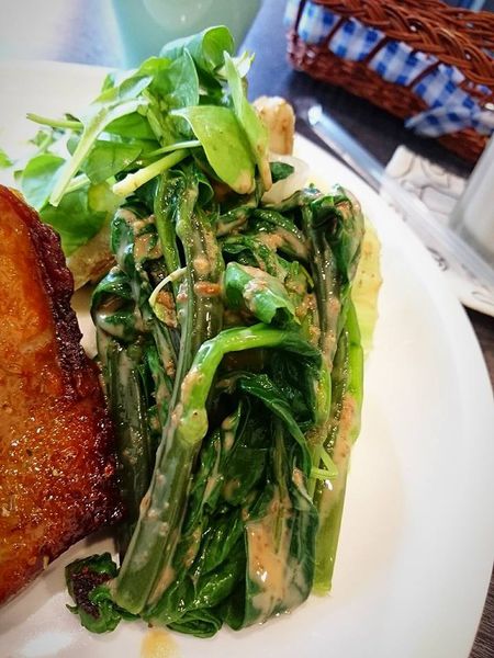 21317661_1623523167679366_3334129065837714846_n