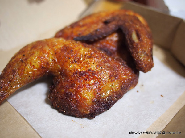 台灣達美樂：【食記】Domino’s 達美樂『龍蝦霸丸比薩、鴻運香汁雞』 : 帕瑪滋心~雙料得我心!