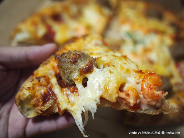 台灣達美樂：【食記】Domino’s 達美樂『龍蝦霸丸比薩、鴻運香汁雞』 : 帕瑪滋心~雙料得我心!