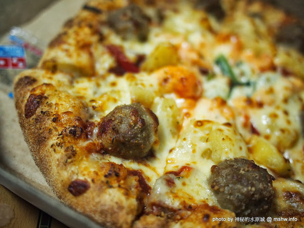 台灣達美樂：【食記】Domino’s 達美樂『龍蝦霸丸比薩、鴻運香汁雞』 : 帕瑪滋心~雙料得我心!