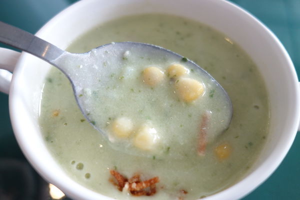 MUMU白姆森林:MUMU白姆森林 大嗑八盎斯的牛肉漢堡喚著花生醬的甜鹹妙滋味 MUMU白姆森林:MUMU白姆森林 大嗑八盎斯的牛肉漢堡喚著花生醬的甜鹹妙滋味