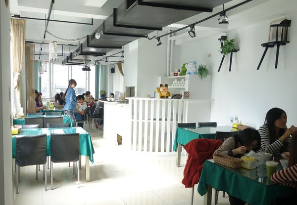 MUMU白姆森林:MUMU白姆森林 大嗑八盎斯的牛肉漢堡喚著花生醬的甜鹹妙滋味 MUMU白姆森林:MUMU白姆森林 大嗑八盎斯的牛肉漢堡喚著花生醬的甜鹹妙滋味