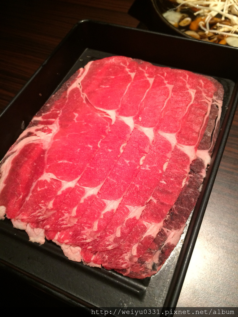 景美夜市人氣美食吃到飽、世新大學學生強力推薦－《壽喜燒一丁》吃到飽！