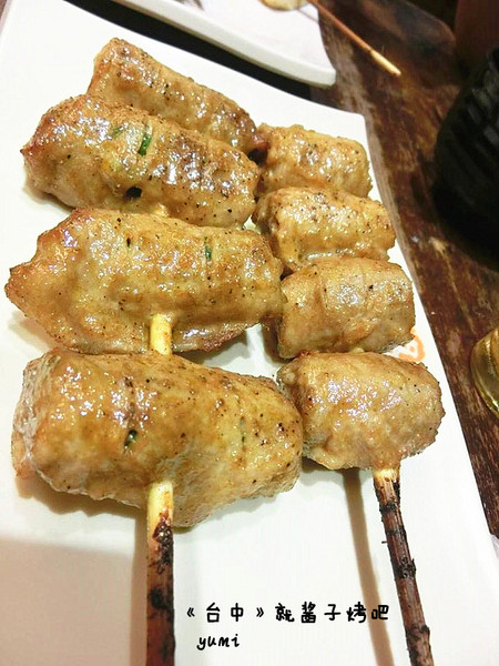 就醬子烤吧(美術園道店)：【台中食記】吃宵夜聊天小酌的好所在@就醬子烤吧(美術園道店)