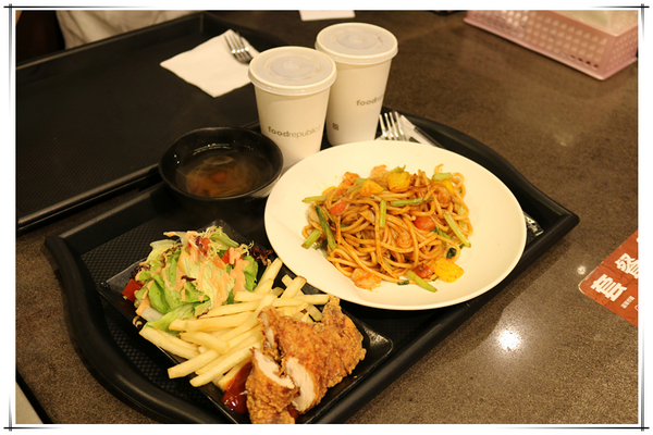 Roma軒：捷運劍南路站-大食代-Roma軒