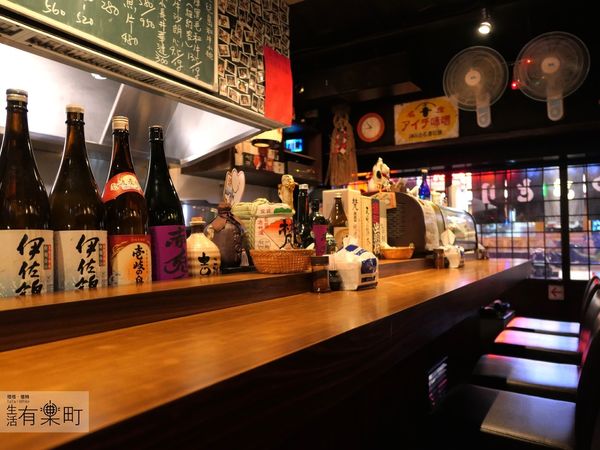 【台北中山美食】川賀燒烤居酒屋：傳說中的日式深夜食堂，超美味誘人燒烤海鮮大滿足，上班族宵夜小酌好去處，近台北大學與行天宮捷運站