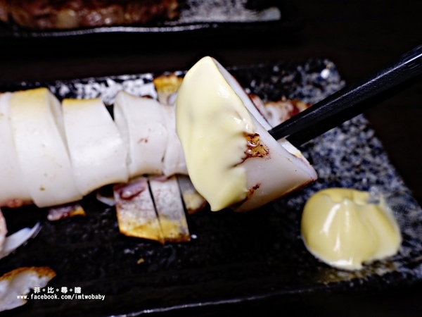 川賀燒烤居酒屋：川賀燒烤居酒屋 甘甜海膽、奶油螃蟹 大啖職人匠心獨具料理集粹 放鬆小酌的深夜食堂！捷運行天宮站/中山區宵夜