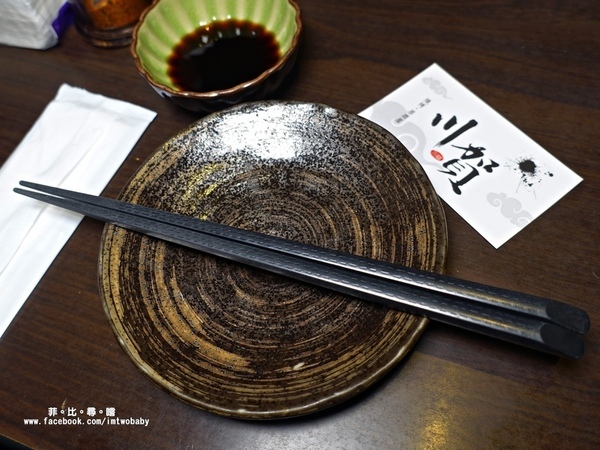 川賀燒烤居酒屋：川賀燒烤居酒屋 甘甜海膽、奶油螃蟹 大啖職人匠心獨具料理集粹 放鬆小酌的深夜食堂！捷運行天宮站/中山區宵夜