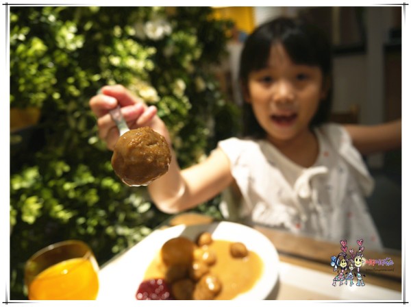 IKEA,IKEA餐廳,速食,雞翅,烤肉丸,冰淇淋,咖啡,自助餐