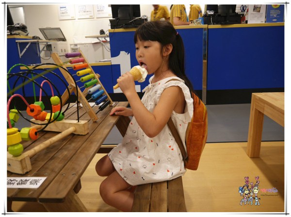 IKEA,IKEA餐廳,速食,雞翅,烤肉丸,冰淇淋,咖啡,自助餐