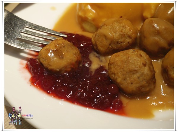 IKEA,IKEA餐廳,速食,雞翅,烤肉丸,冰淇淋,咖啡,自助餐