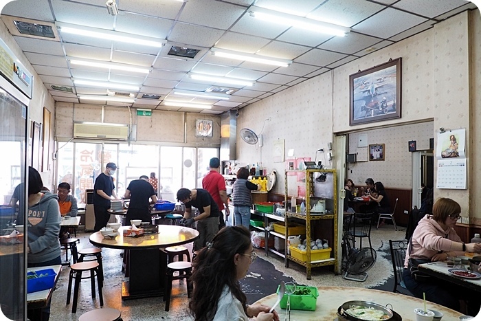 /tmp/phpeZo2SJ /tmp/phpeZo2SJ