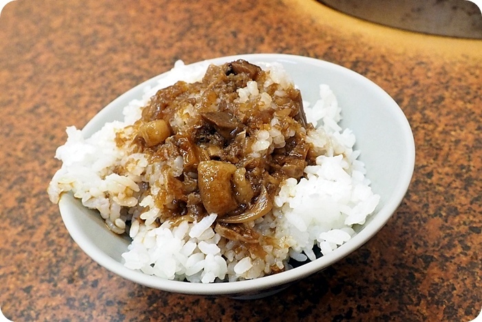 /tmp/phpvzrApx /tmp/phpvzrApx