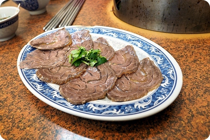 /tmp/php4TjMuv /tmp/php4TjMuv